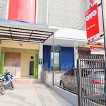OYO 1850 The Trend Near Rumah Sakit Royal Taruma